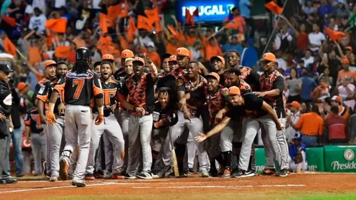 Torolio: Conoce los uniformes de los Toros del Este para esta temporada de LIDOM