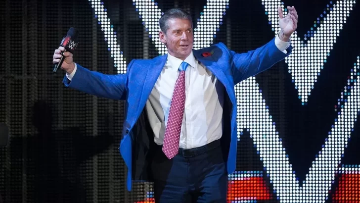 Jefe de la WWE renunciará a la junta por una investigación en su contra