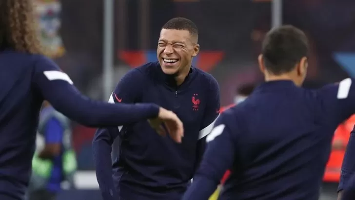 ¿Rebelde con causa? Mbappé ‘boicotea’ fotos con la selección francesa