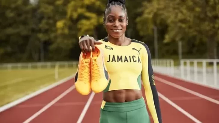 Puma firma a la mujer viva más rápida del mundo