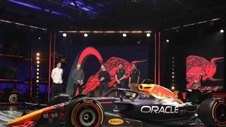 Sergio Pérez analizó el nuevo bólido de Red Bull