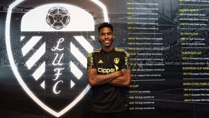 Junior Firpo ya es jugador del Leeds