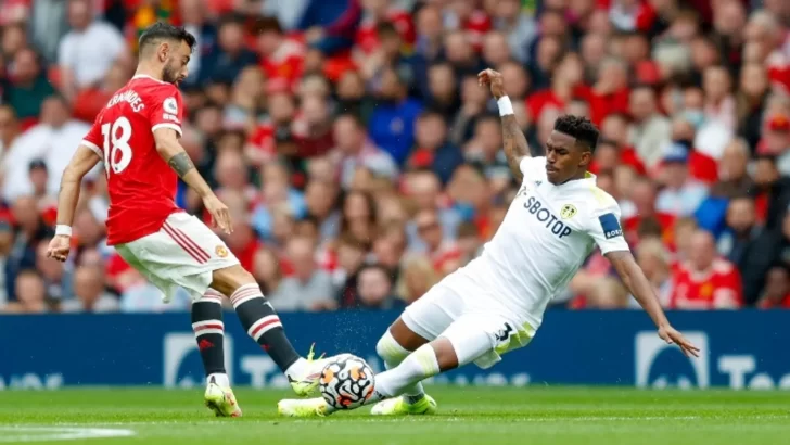 Junior Firpo debuta en la Premier y Manchester United golea