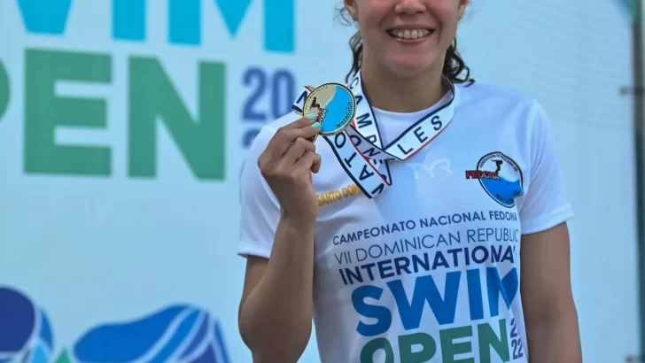 Dominicanas empiezan a sumar medallas en Natación