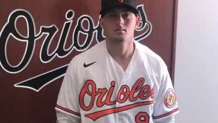 Y el sueño se hizo realidad: César Prieto debutó con los Orioles en el Spring Training