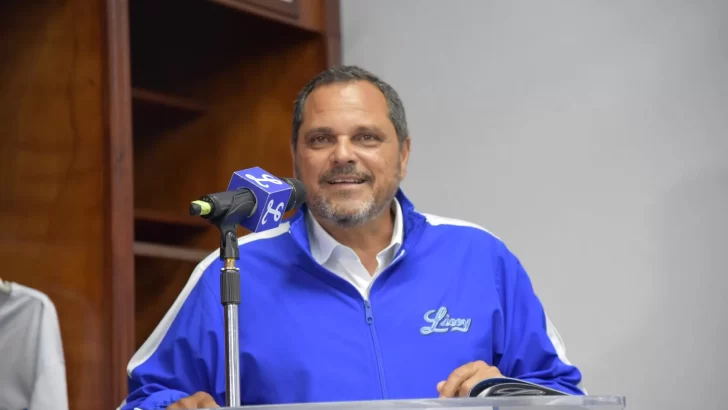 Junior Noboa: “En los Tigres del Licey no había dinero para pagarle a Yamaico Navarro”