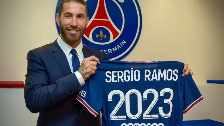 Sergio Ramos fue presentado como nuevo jugador del PSG