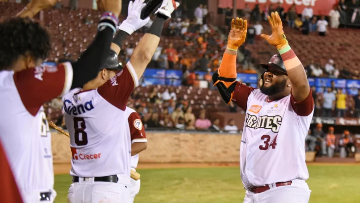 Gigantes gana a fuerza de jonrones a los Toros del Este