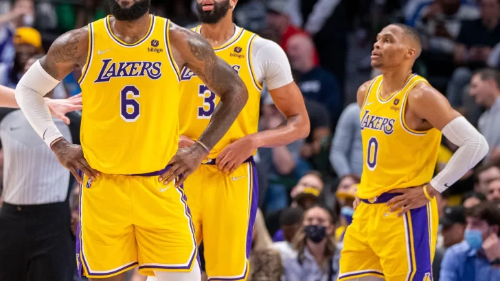 No pega una LeBron: Lakers vuelven a perder y ya son tres en fila