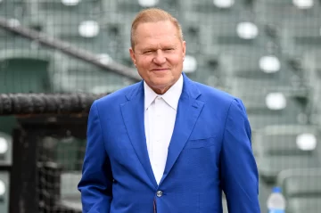 Scott Boras aclaró por qué Carlos Correa firmó con Mets y no con Gigantes