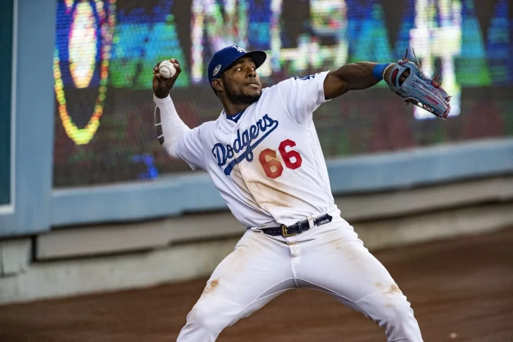 Yasiel Puig cambia de parecer y dice ser inocente