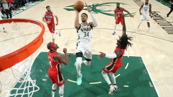 Giannis Antetokounmpo sigue demostrando que es el “Rey del Este”