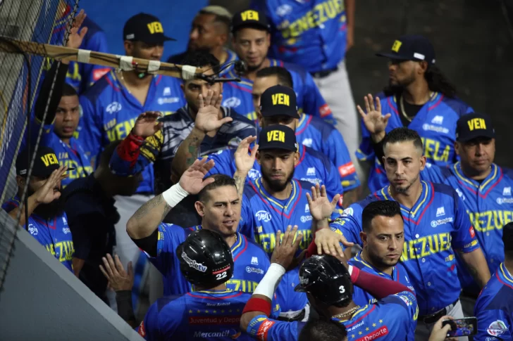Venezuela remontó ante Curazao y quedó a las puertas de las semifinales