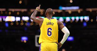 Oklahoma City Thunder vs Los Ángeles Lakers: predicciones, favoritos y cuánto pagan en las casas de apuestas