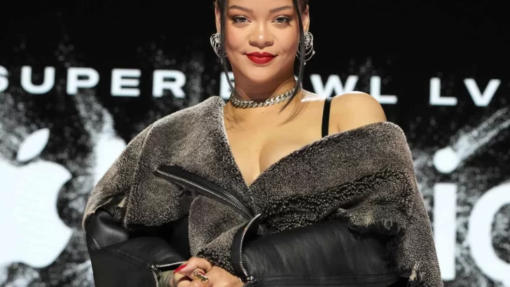 Rihanna y como la maternidad la llevó al Super Bowl