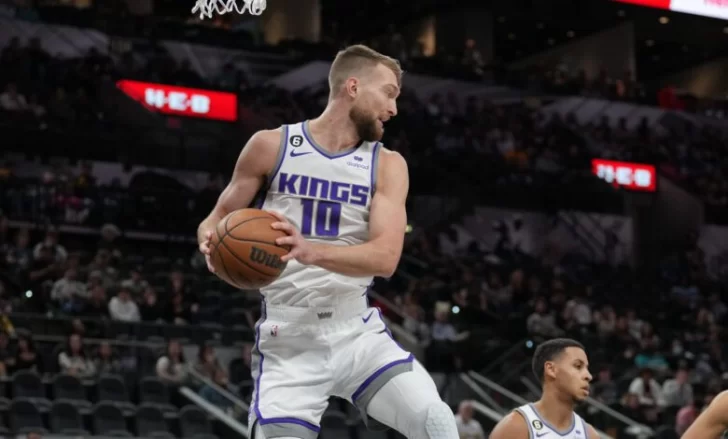 Dallas Mavericks vs Sacramento Kings: predicciones, favoritos y cuánto pagan en las casas de apuestas