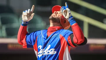 Sobre “desertores” y otras historias: el drama de nunca acabar en el béisbol cubano
