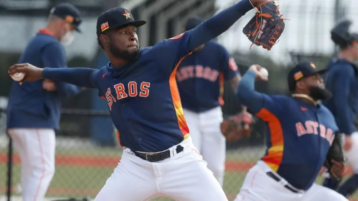 Seis lanzadores dominicanos vestirán el uniforme de los Astros