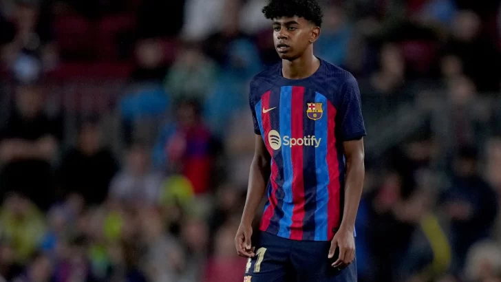 El niño de 15 años que está haciendo historia con el Barcelona