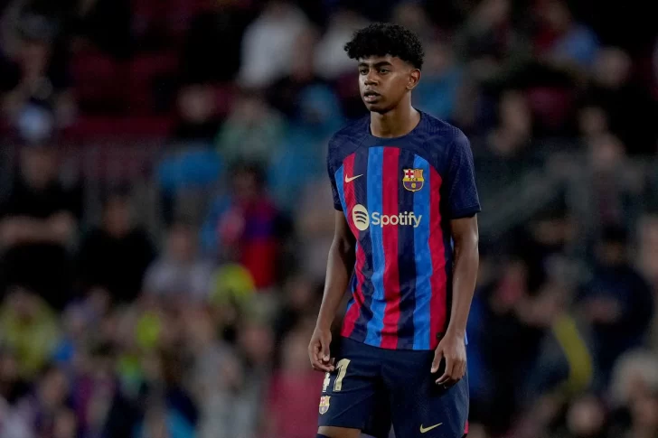 El niño de 15 años que está haciendo historia con el Barcelona