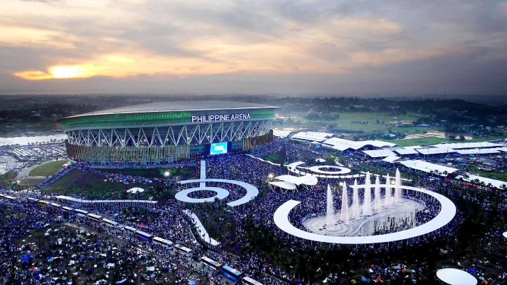 1-million-people-gather-at-Philippine-Arena-to-celebrate-the-New-Year-2015-728x410