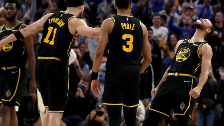Gracias a Curry y Thompson, los Warriors logran marca histórica en los Playoffs