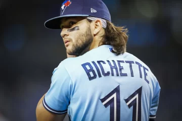 Bichette lidera el bateo en Liga Americana, McClanahan, Gusman y Eovaldi resaltan en pitcheo