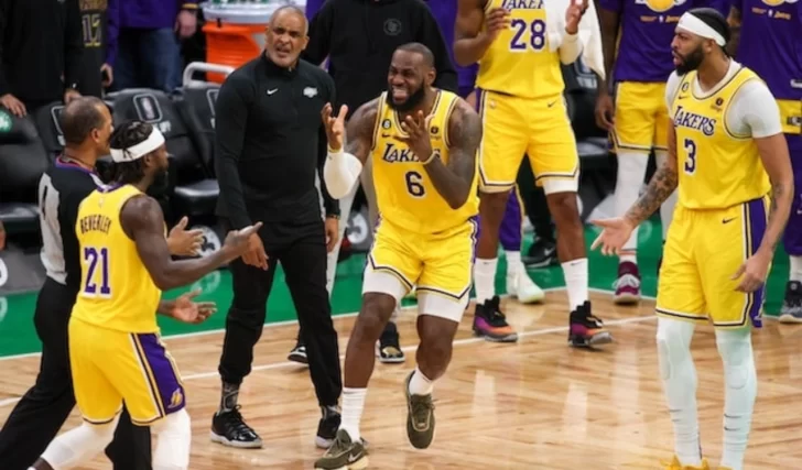 Polémica en redes provoca salida de árbitro de las finales de la NBA