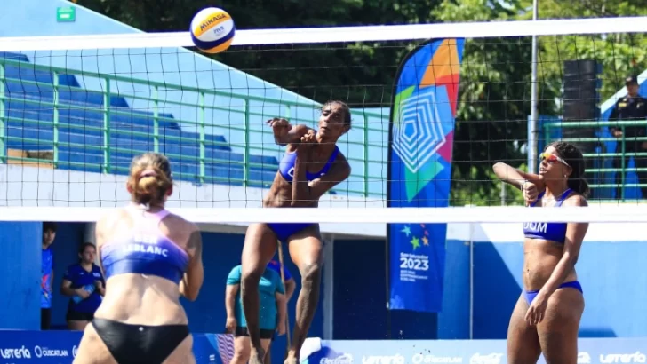 Dupla dominicana de voleibol de playa femenino abre con victoria en Juegos Centroamericanos y del Caribe de San Salvador