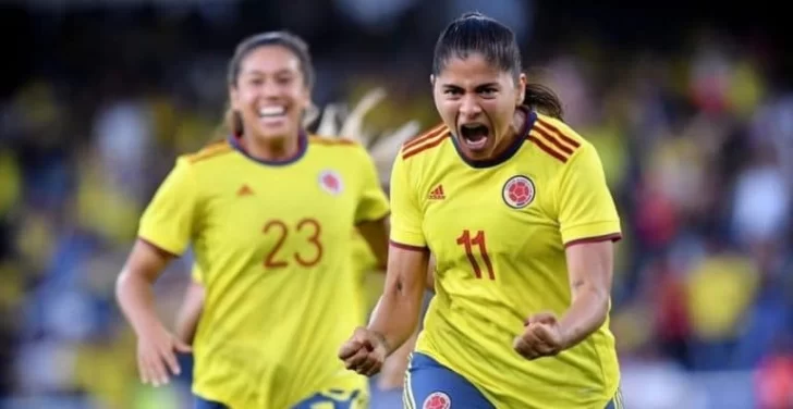 Equipo-de-fútbol-femenino-de-Colombia-en-Copa-América-768x397-1-728x376