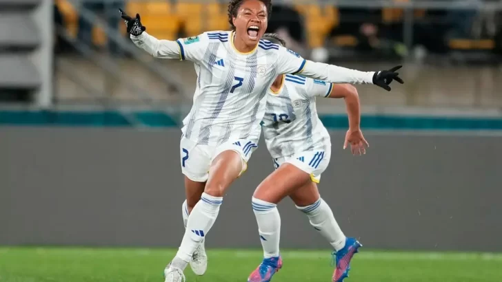 Mundial Femenino 2023: Filipinas dió el batacazo ante las locales y Colombia arrancó a paso firme