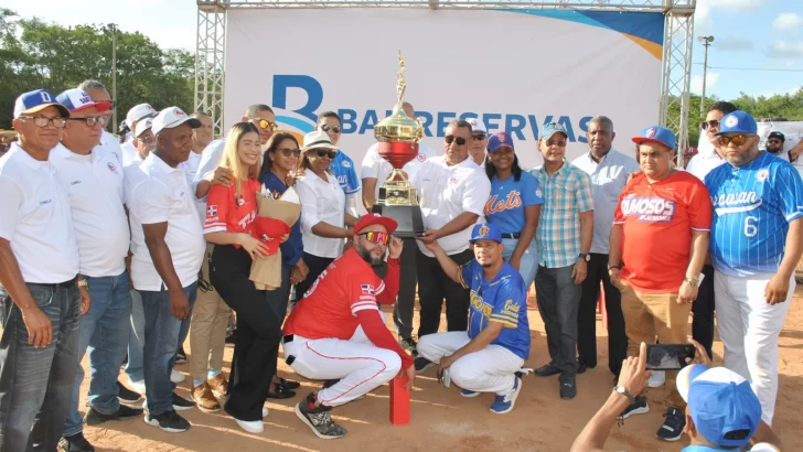 Inicia por todo lo alto versión 35 del Softball interempresarial de Santiago