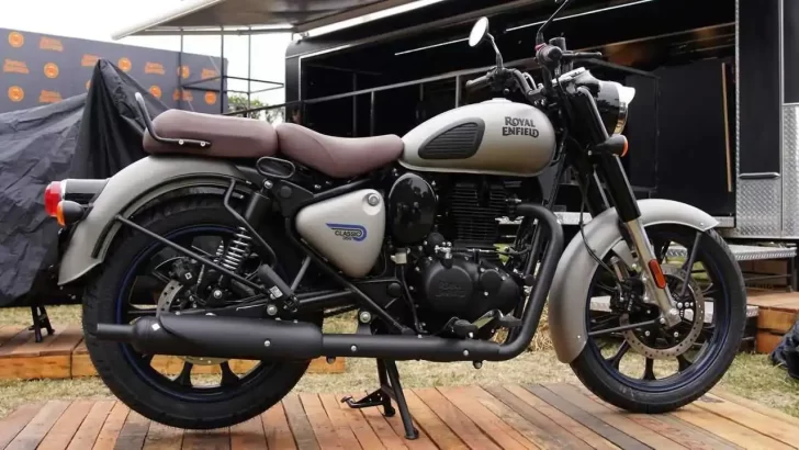 royal-enfield-argentina-lanzo-la-classic-350-en-autoclasica-2022-728x410