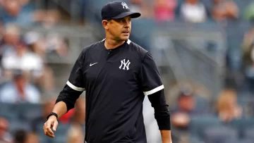 Aaron Boone: estas son las razones por las que seguirá en los Yankees en 2024