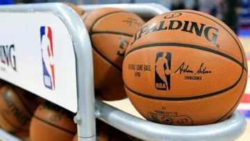 La fortuna que busca recaudar la NBA por derechos en el futuro