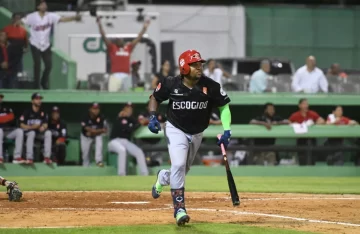 ¡El palo del León! Llegó el primero de José Ramírez y el Escogido ahora está solito en cuarto