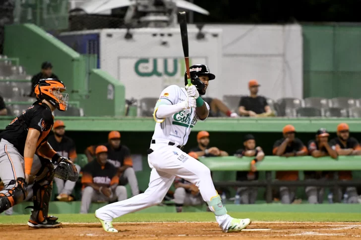 ¡Rally explosivo! Estrellas Orientales descifran a los Toros del Este