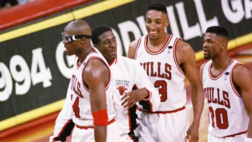 Scottie Pippen y ex Chicago Bulls desmienten “The Last Dance” de Michael Jordan con gira en Australia