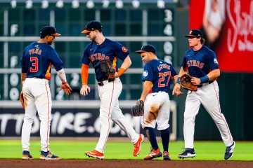 Astros de Houston luchan contra lesiones y mal desempeño en una temporada decepcionante