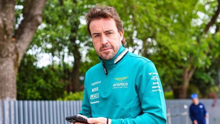 Alonso se libra de sanción y sale tercero: “Dos Carreras para sumar puntos”