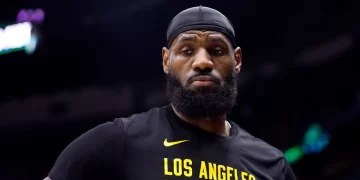 Lakers en furia: ¿LeBron James tenía razón sobre arbitraje del Juego 2?