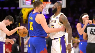  Lakers aceptan el desafío: LeBron rumbo a batalla épica con los Nuggets de Nikola Jokic 