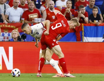 Dinamarca intentó pero no pudo romper el empate