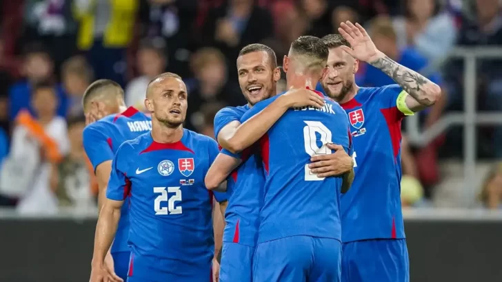 ¿En que equipos juegan los jugadores de Eslovaquia?