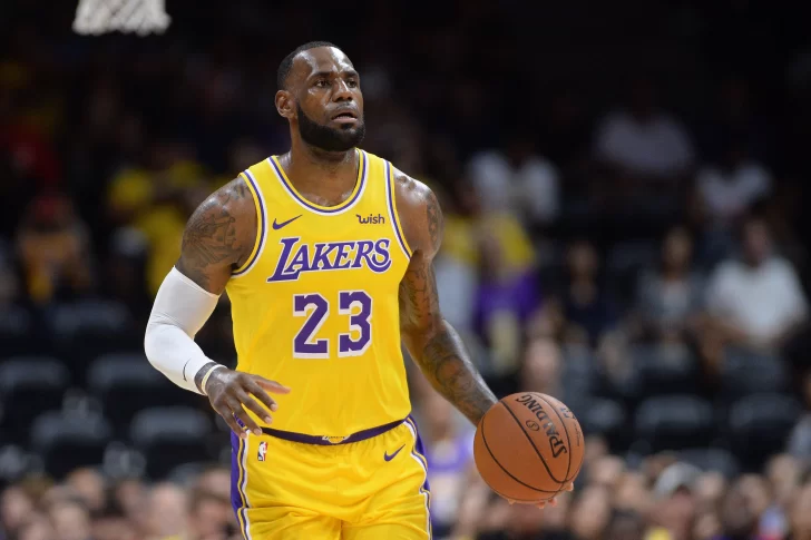 Rich Paul: “LeBron no tiene por qué jugar con Bronny”