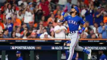 Dominicano Leody Taveras da victoria a los Rangers