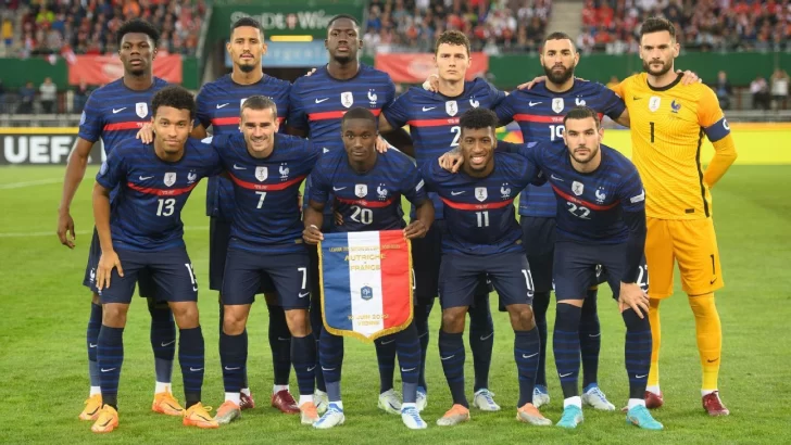¿Dónde juegan los jugadores de la selección francesa?