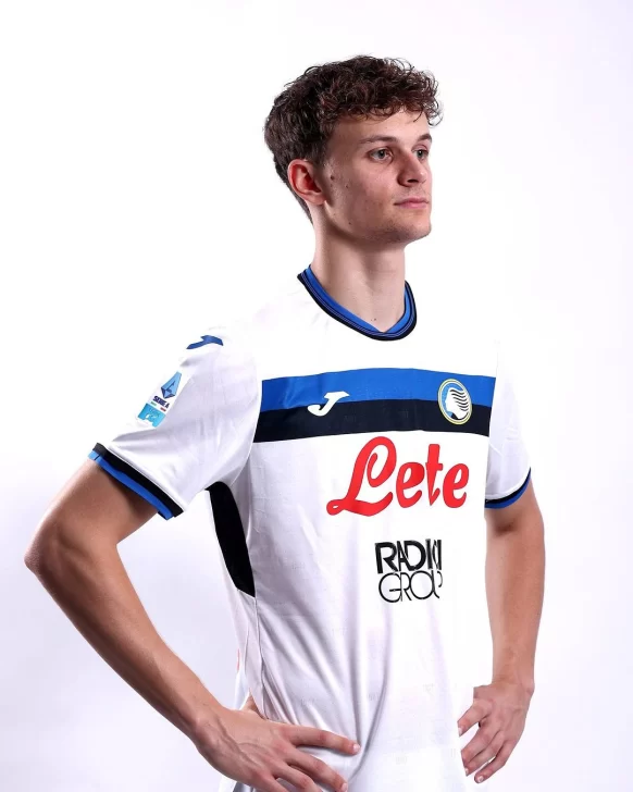 La nueva camiseta oficial de Joma que utilizará Atalanta para la temporada 24/25