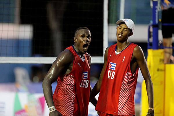 Noslen Díaz Amaro y Jorge Luis Alayo Moliner: Representantes cubanos en voleibol de playa en los Juegos Olímpicos 2024