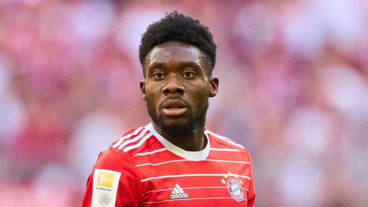 ¿Porqué Alphonso Davies amenazó a la selección Argentina?